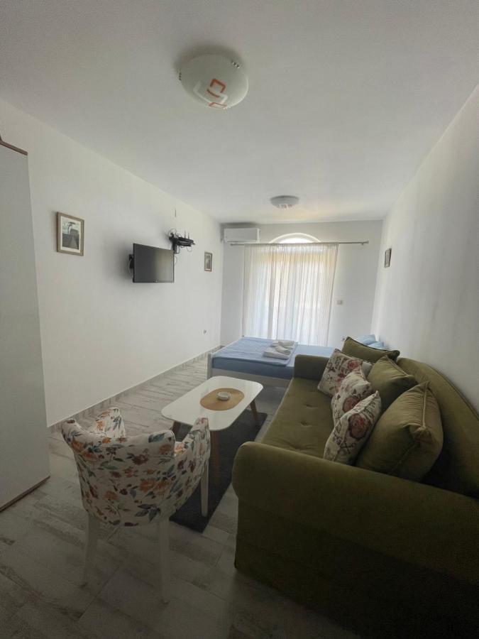 Luna Apartments بودفا المظهر الخارجي الصورة