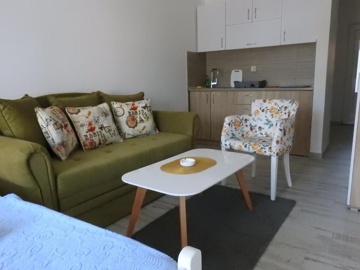 Luna Apartments بودفا المظهر الخارجي الصورة