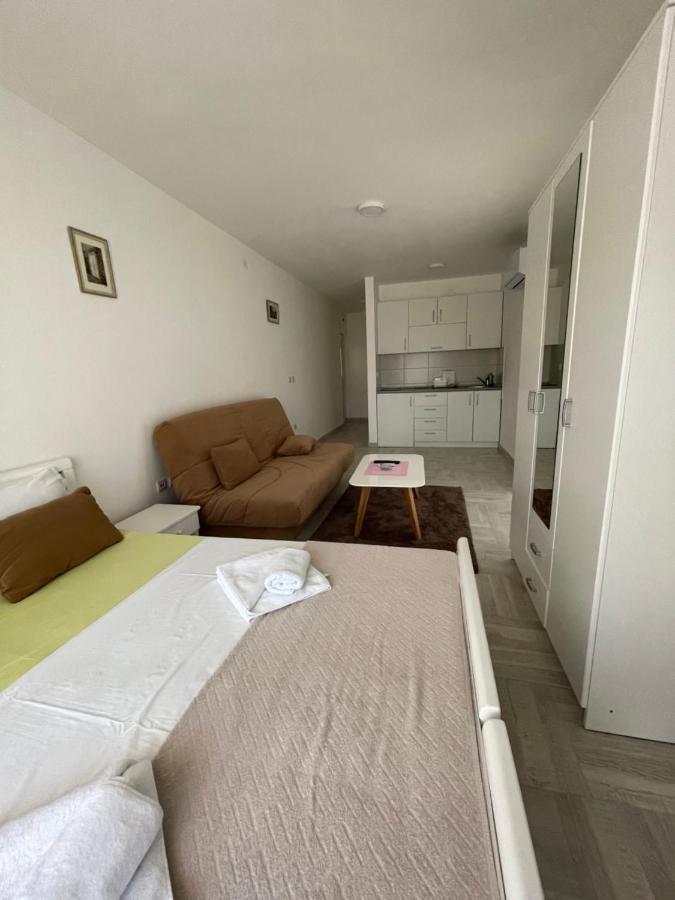 Luna Apartments بودفا المظهر الخارجي الصورة