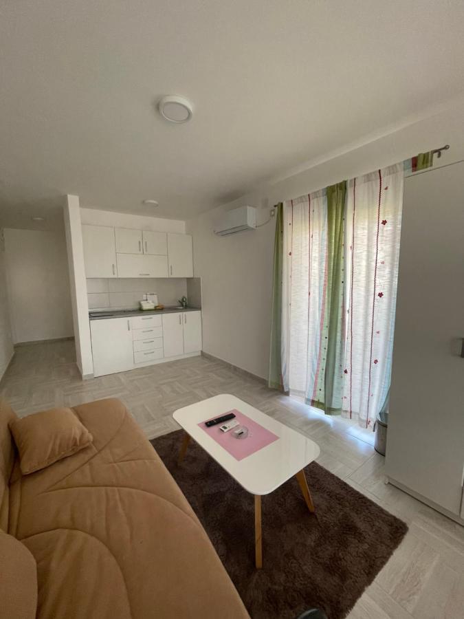 Luna Apartments بودفا المظهر الخارجي الصورة