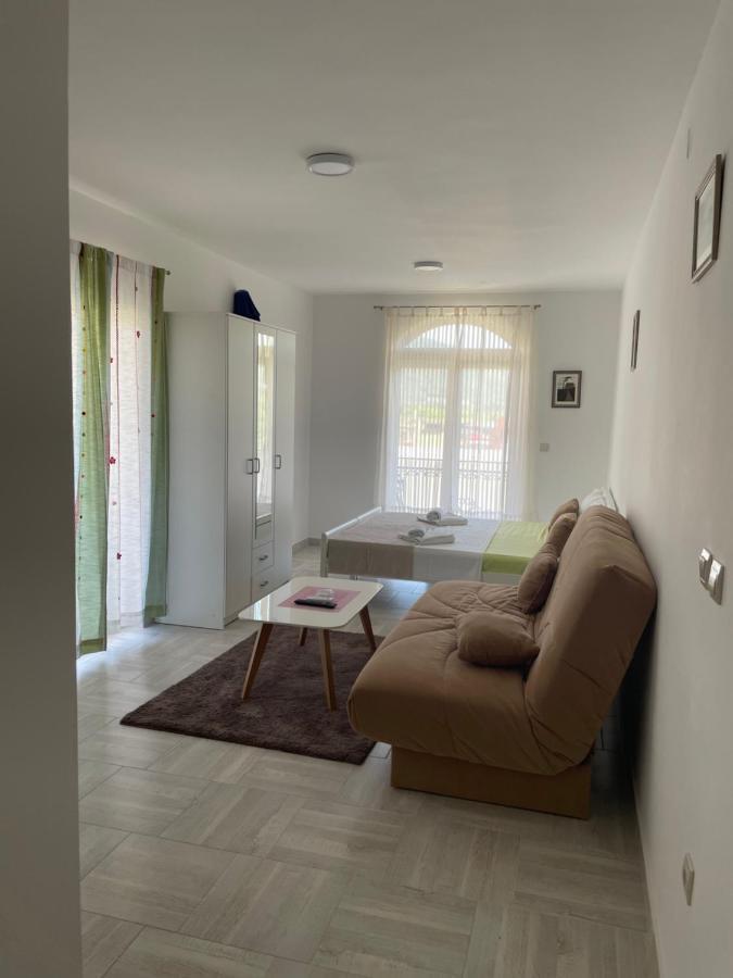 Luna Apartments بودفا المظهر الخارجي الصورة