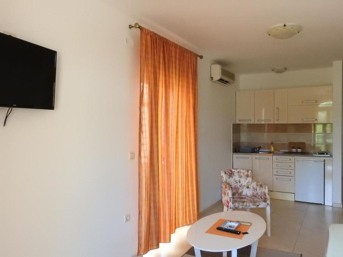 Luna Apartments بودفا المظهر الخارجي الصورة