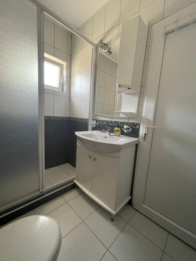 Luna Apartments بودفا المظهر الخارجي الصورة